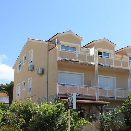Charlie Apartments ヴォディツェ エクステリア 写真
